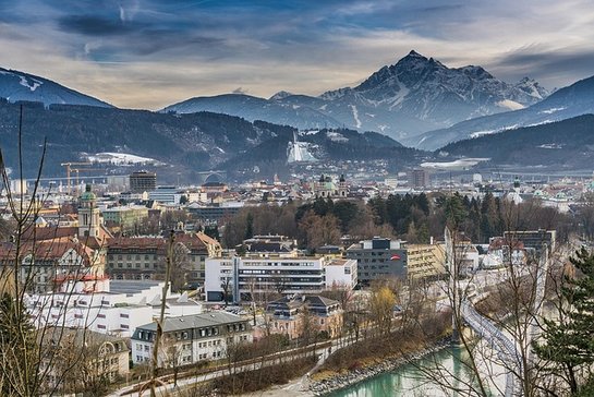 Panorama von Innsbruck 30 Days Challenge in Schulen - mit dem Bundesrealgymnasium in der Au und dem Akademischen Gymnasium Innsbruck